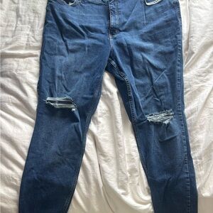 Old Navy rockstar super skinny Distressed Women Jeans